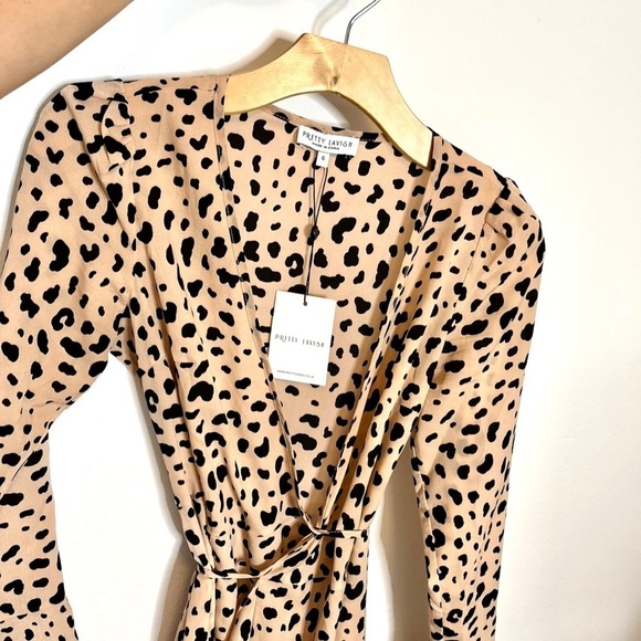 PRETTY LAVISH Leopard Wrap Dress NWT - Picture 3 of 3